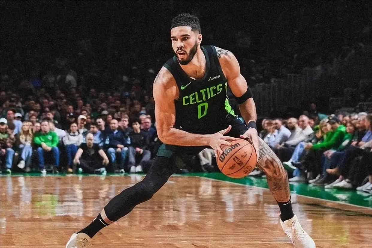 塔图姆连续十场比赛得分超过连败,FPX挑战极限!的简单介绍 塔图姆连续十场比赛得分超过连败,FPX挑战极限!的简单介绍